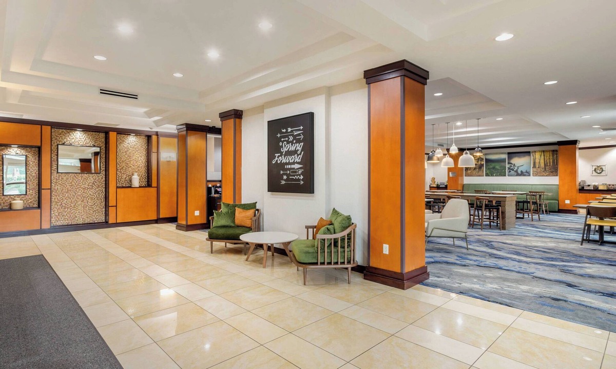 Conroe Hotel | Fairfield Inn & Suites by Marriott Houston Conroe/Woodlands