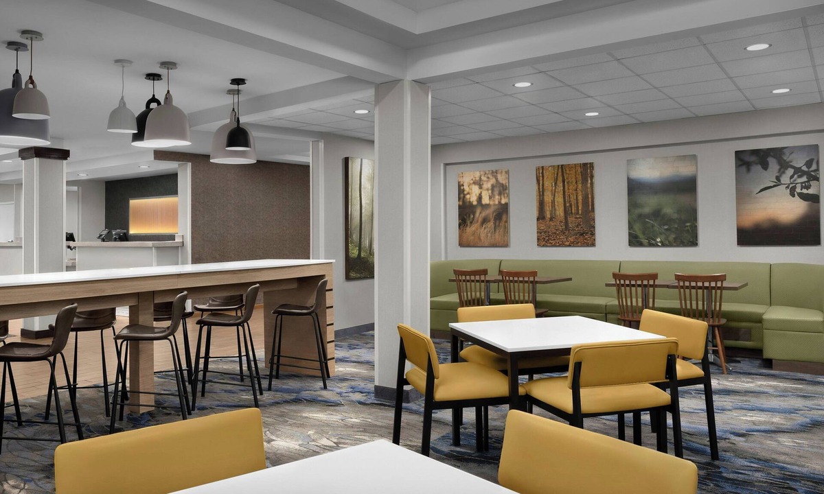 Emporia Hotel | Fairfield Inn & Suites by Marriott - Emporia