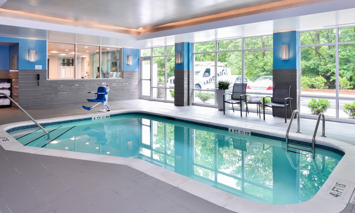 Southwest Raleigh Hotel | Fairfield Inn & Suites by Marriott Raleigh Cary