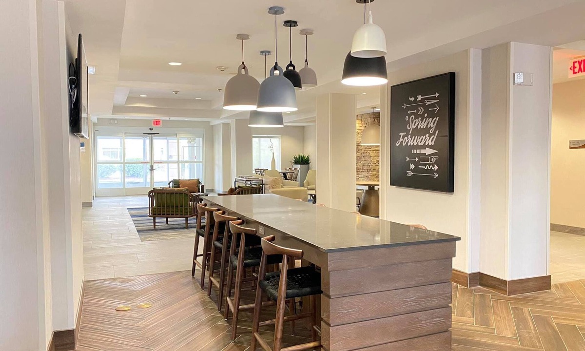 Lacy-Lakeview Hotel | Fairfield Inn & Suites by Marriott Waco North