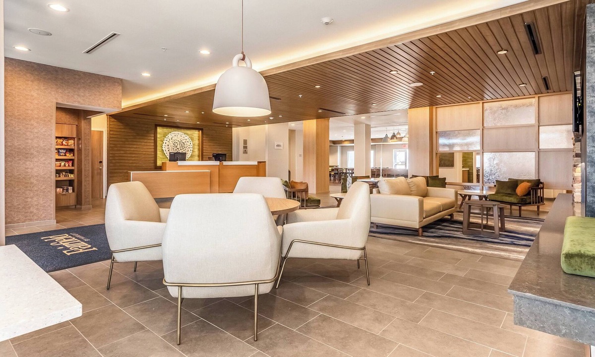 Southeast Arlington Hotel | Fairfield Inn & Suites by Marriott Dallas Arlington South