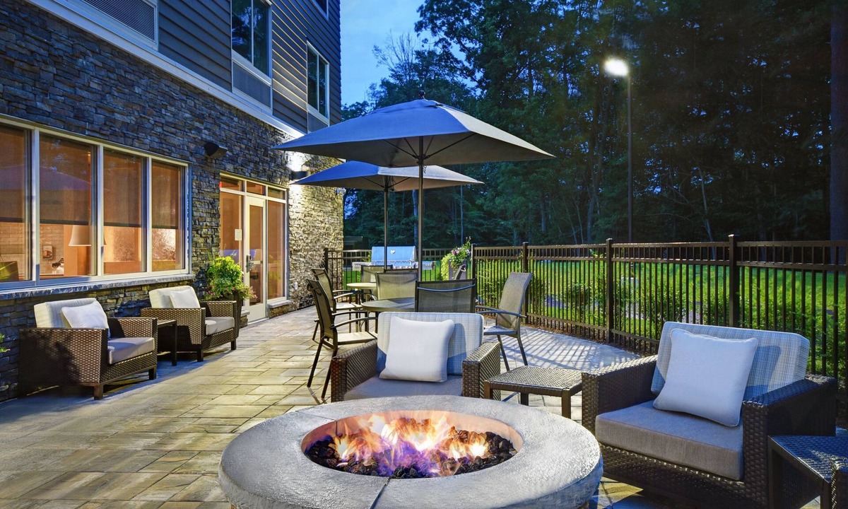 Mansfield Hotel | Fairfield Inn & Suites by Marriott Mansfield