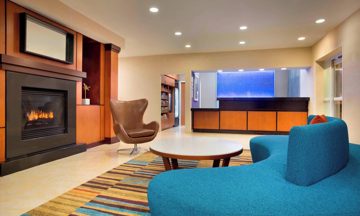 Plano Hotel | Fairfield Inn & Suites Dallas Plano