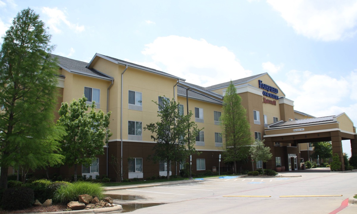 Denton Hotel | Fairfield Inn & Suites Denton