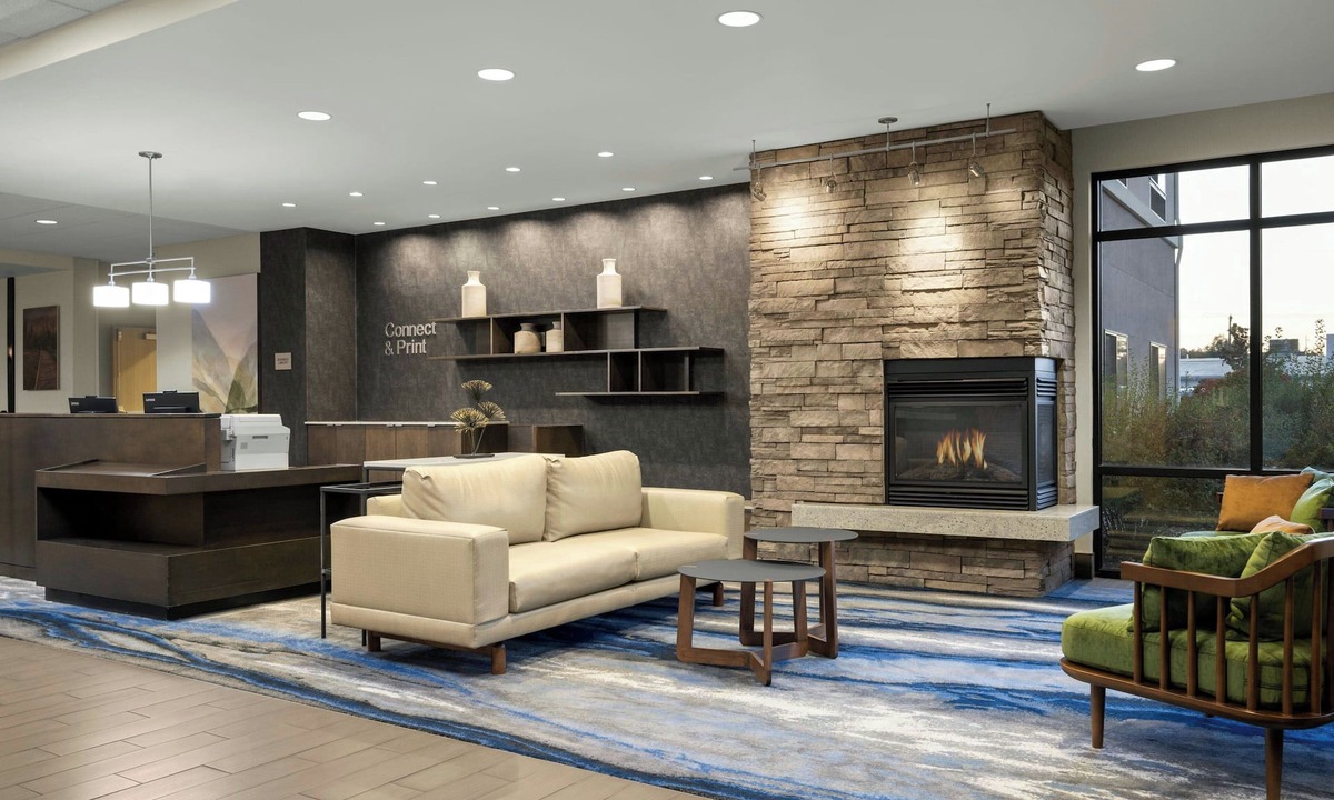 Moscow Hotel | Fairfield Inn & Suites Moscow