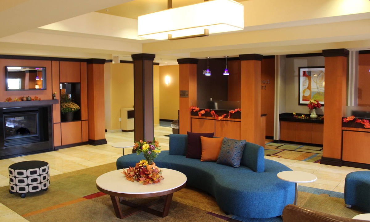 Seymour Hotel | Fairfield Inn & Suites Seymour