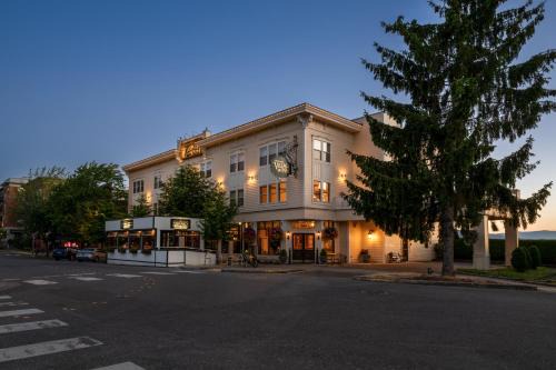 Fairhaven Hotel | Fairhaven Village Inn