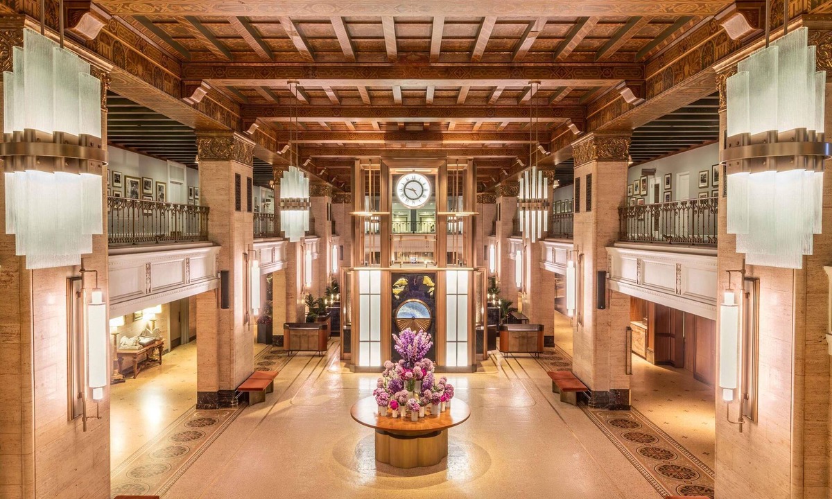 Financial District Hotel | Fairmont Royal York Gold Experience