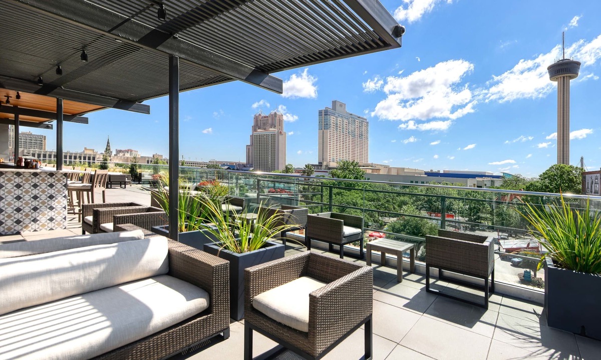 Downtown San Antonio Hotel | Fairmount Hotel