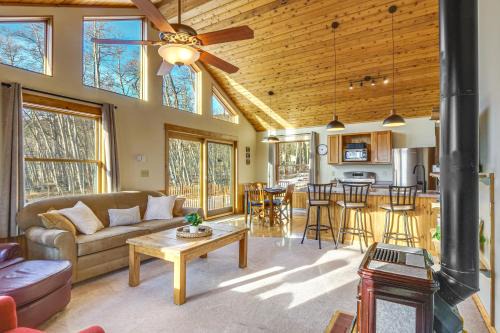 Warm Springs House | Fairplay Cabin Basecamp: Wildlife & Pond Views!