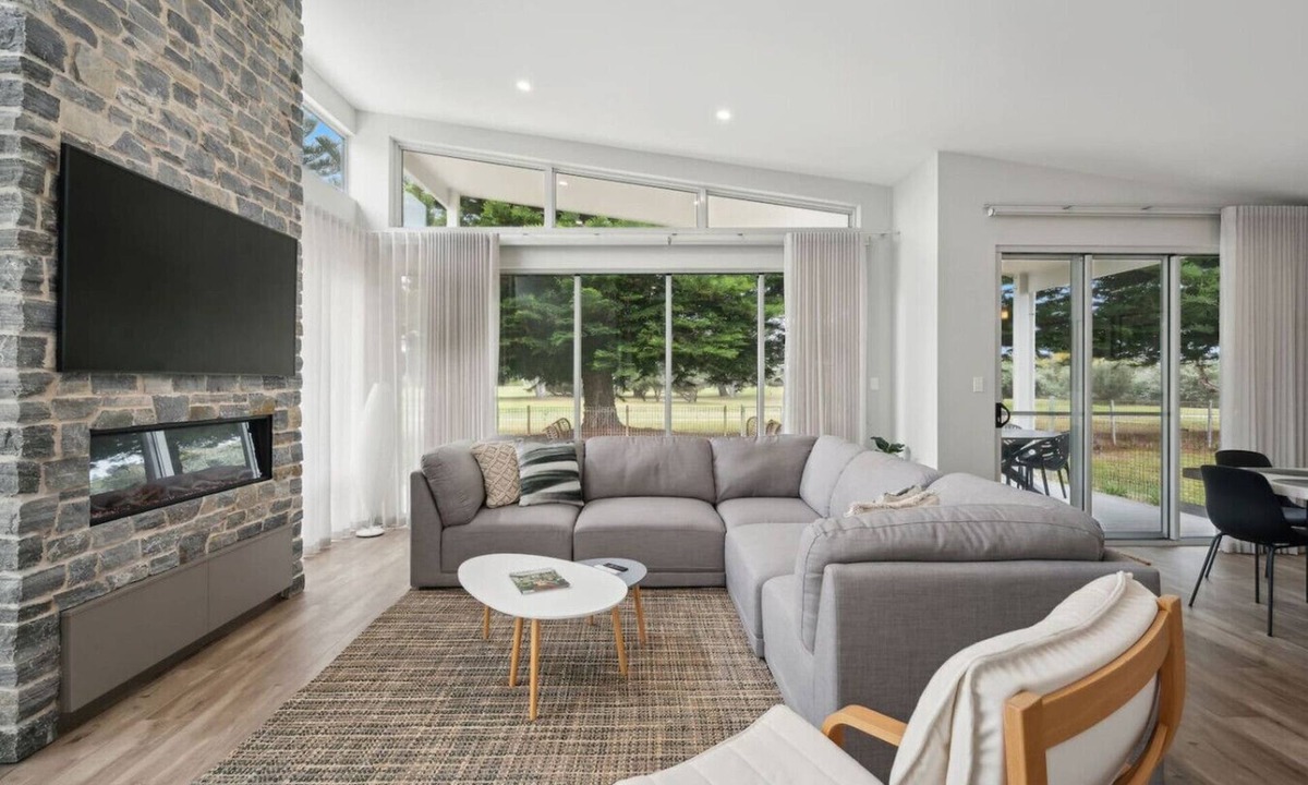 Goolwa South House | Fairview Greens—A Refined Golf Course Retreat
