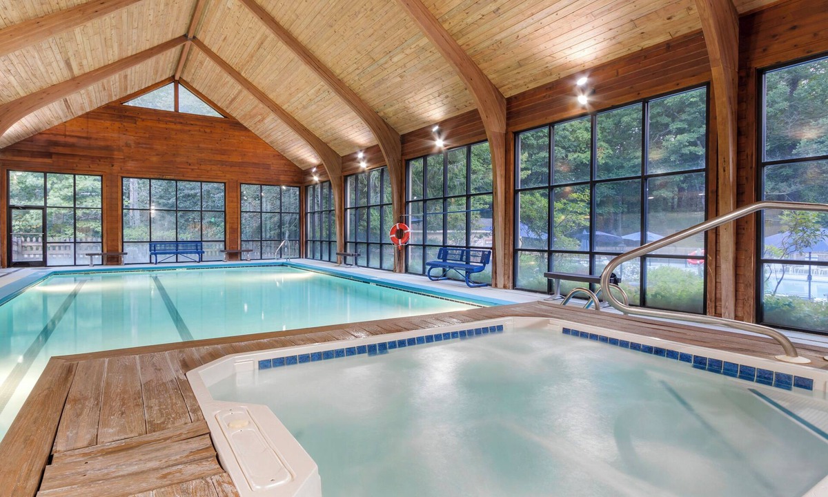 Sapphire Hotel | Fairway Forest