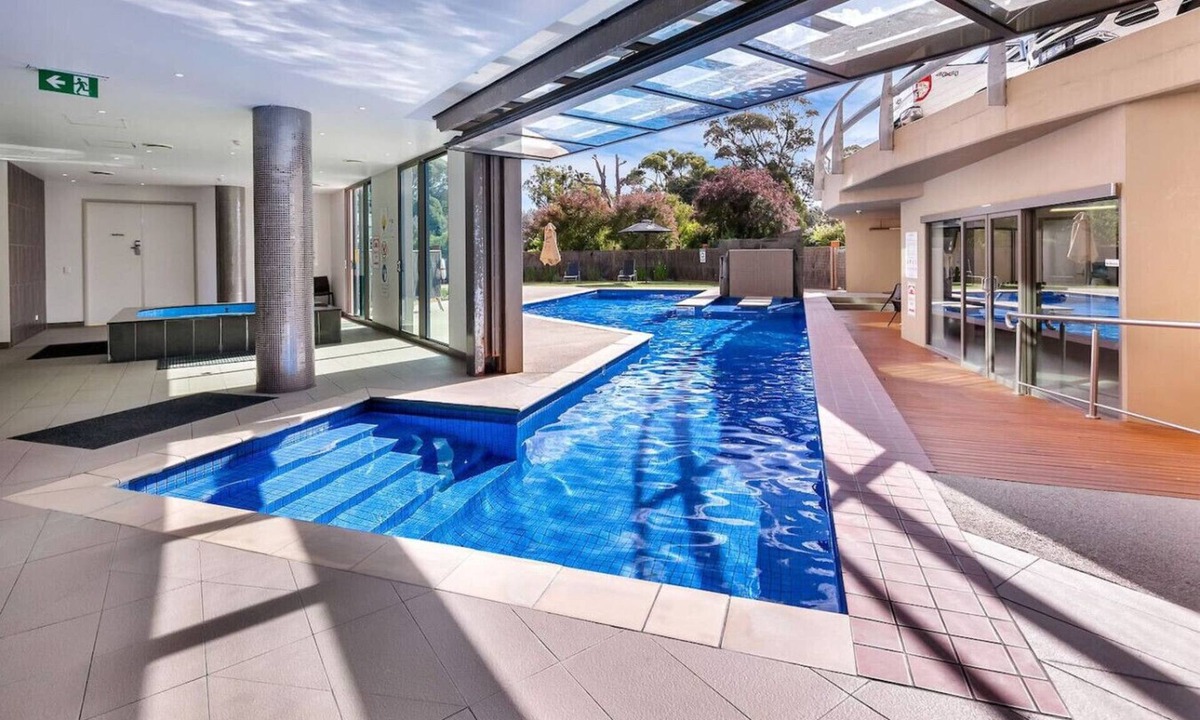 Creswick Apartment | Fairway Studio Retreat - Golf Course resort