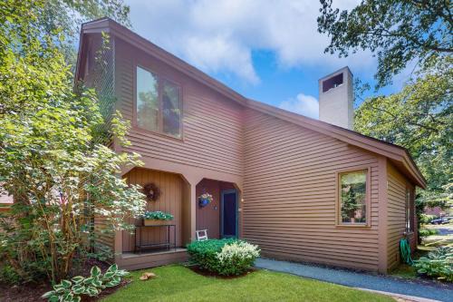 West Hartford Apartment | Fairway Village 7A