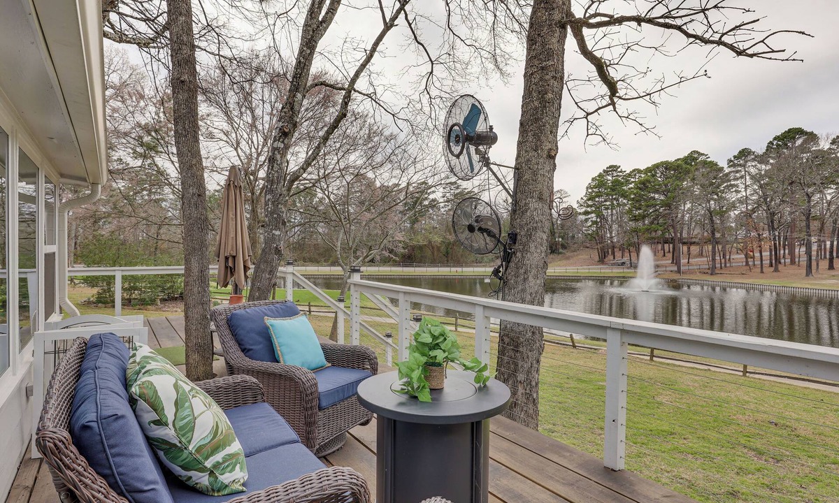 Holly Lake Ranch House | Fairway & Water Views! Peaceful Holly Lake Retreat