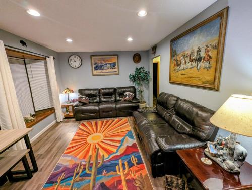 Des Moines House | FairWestern