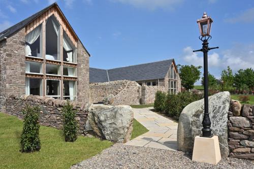 Murthly House | Falcon Steading