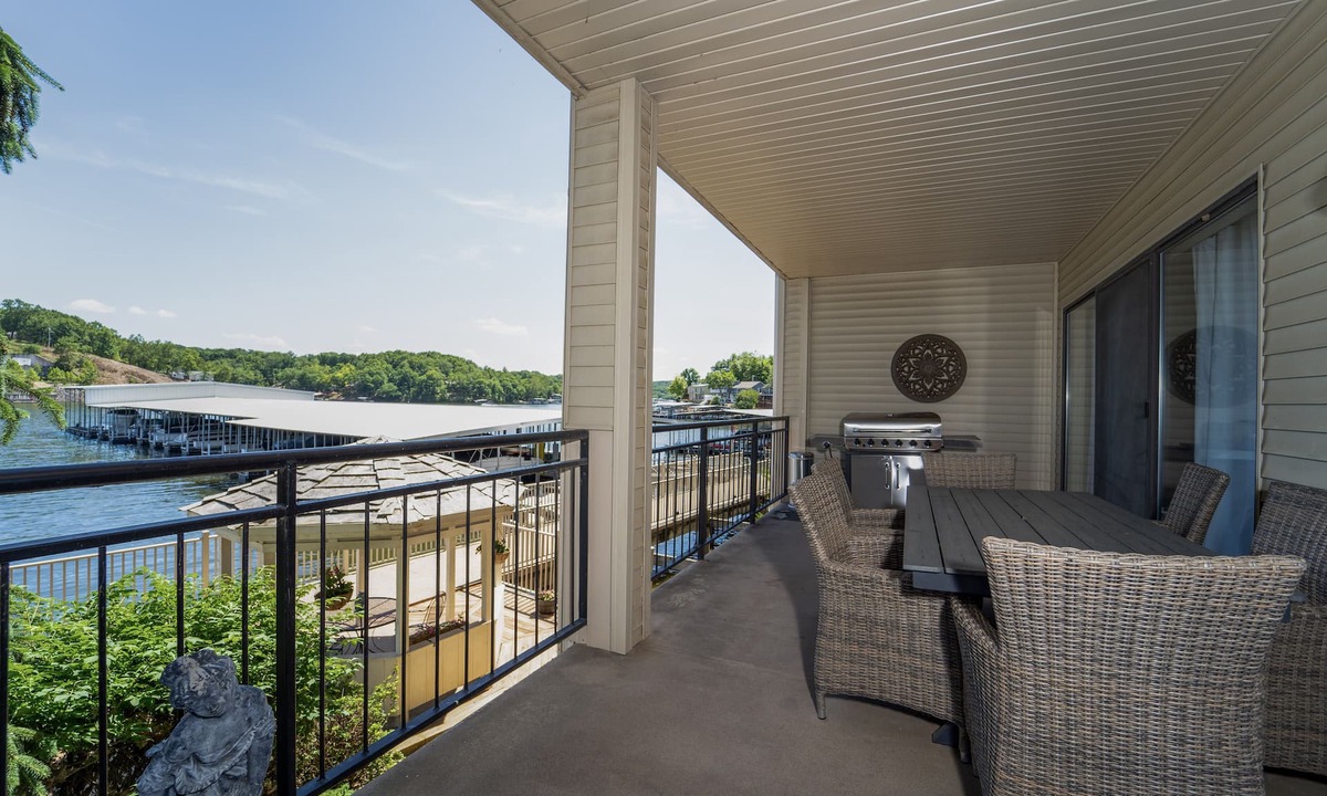 Lake Ozark Condo | Falls 90 - Beautiful 3 Bdrm Falls Condo