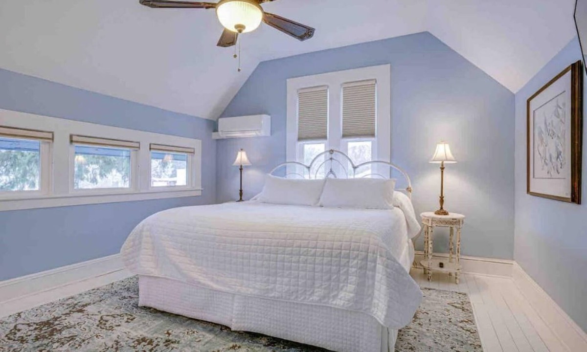 Silverton House | Falls Suite