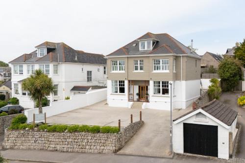 Maenporth House | Falmouth Bay
