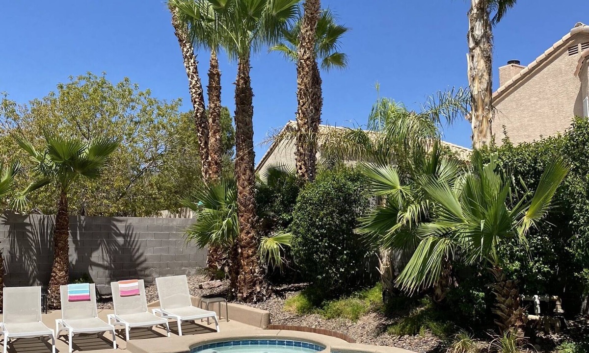 Green Valley North House | Families! Get-a ways! Private Home! - Pool! Billiard Table! Couples! Golfers!