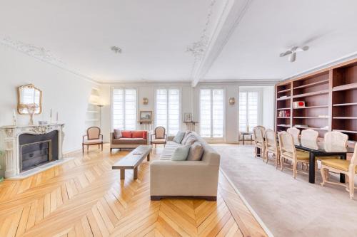 Porte-Dauphine Apartment | Family apartment near Eiffel Tower