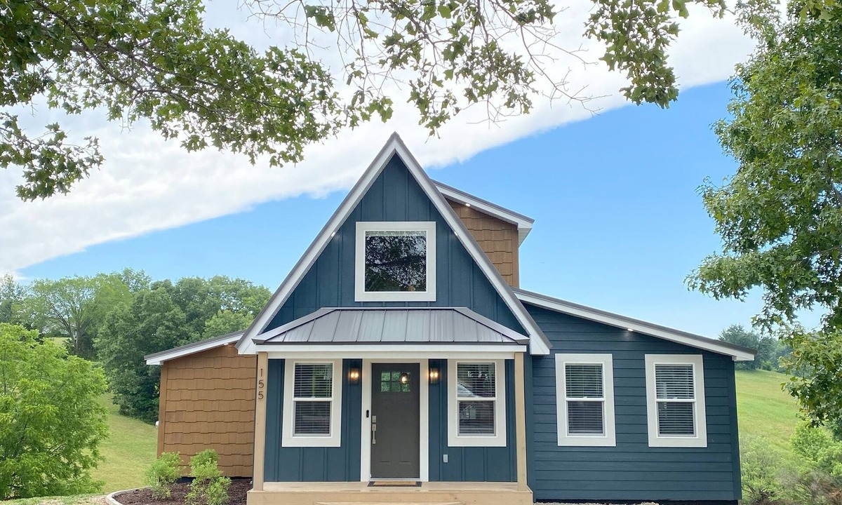 Branson Cabin | Family Cabin with Pond near Branson