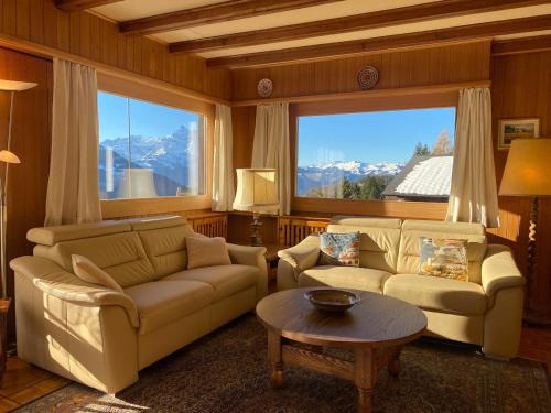 Alpe des Chaux Ski Chalet | Family chalet for 8 people, spacious, bright