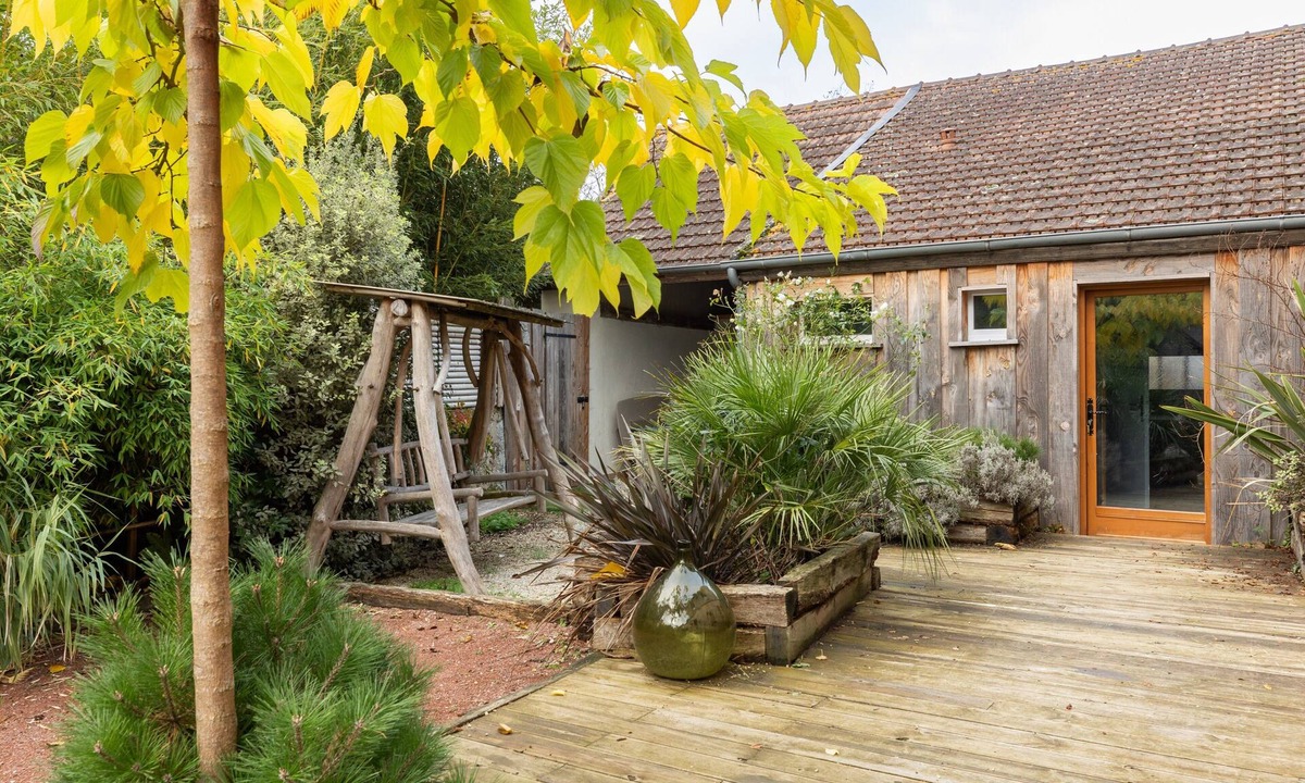 Nouans-les-Fontaines House | Family Cottage Near Beauval Zoo