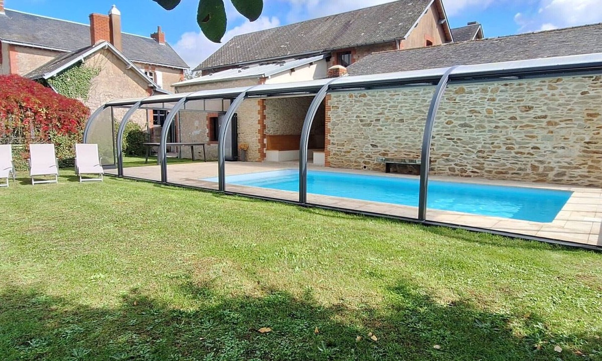 Lege Cottage | Family cottage with heated pool in Legé