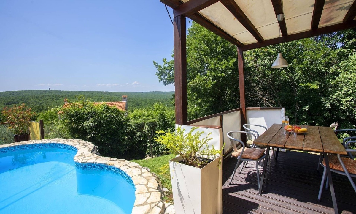Ripenda Verbanci House | Family Country House with Pool - Casa Deborah
