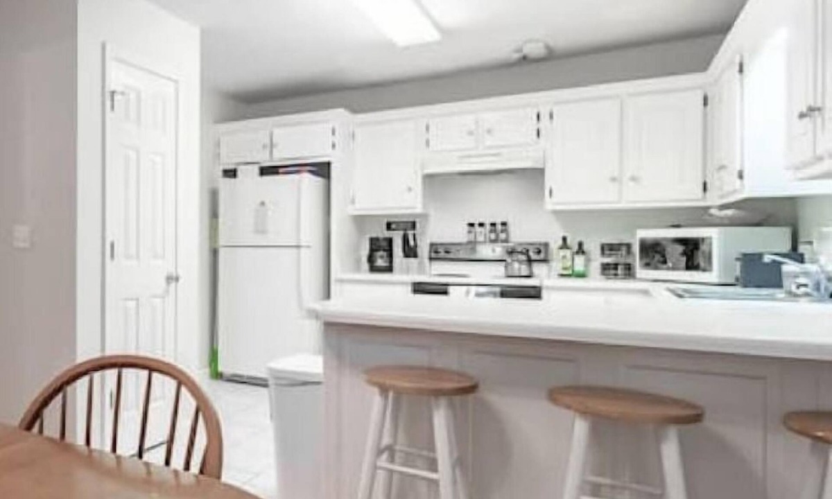 Lookout Mountain House | Family Covenant Cottage, Outdoor dining, Quiet !