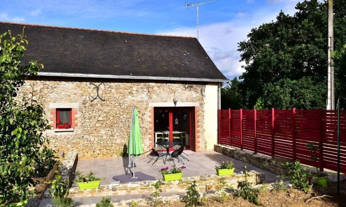 Challain-la-Potherie Other | Family estate 14p - Pets, 7 hectares of nature, PMR access
