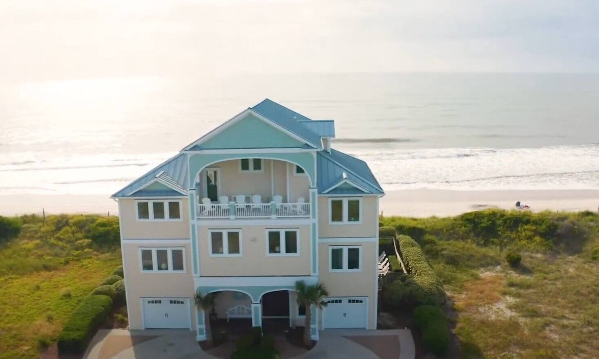 Ocean Sound Village House | Family Friendly - Beachfront, July 4 Now Available