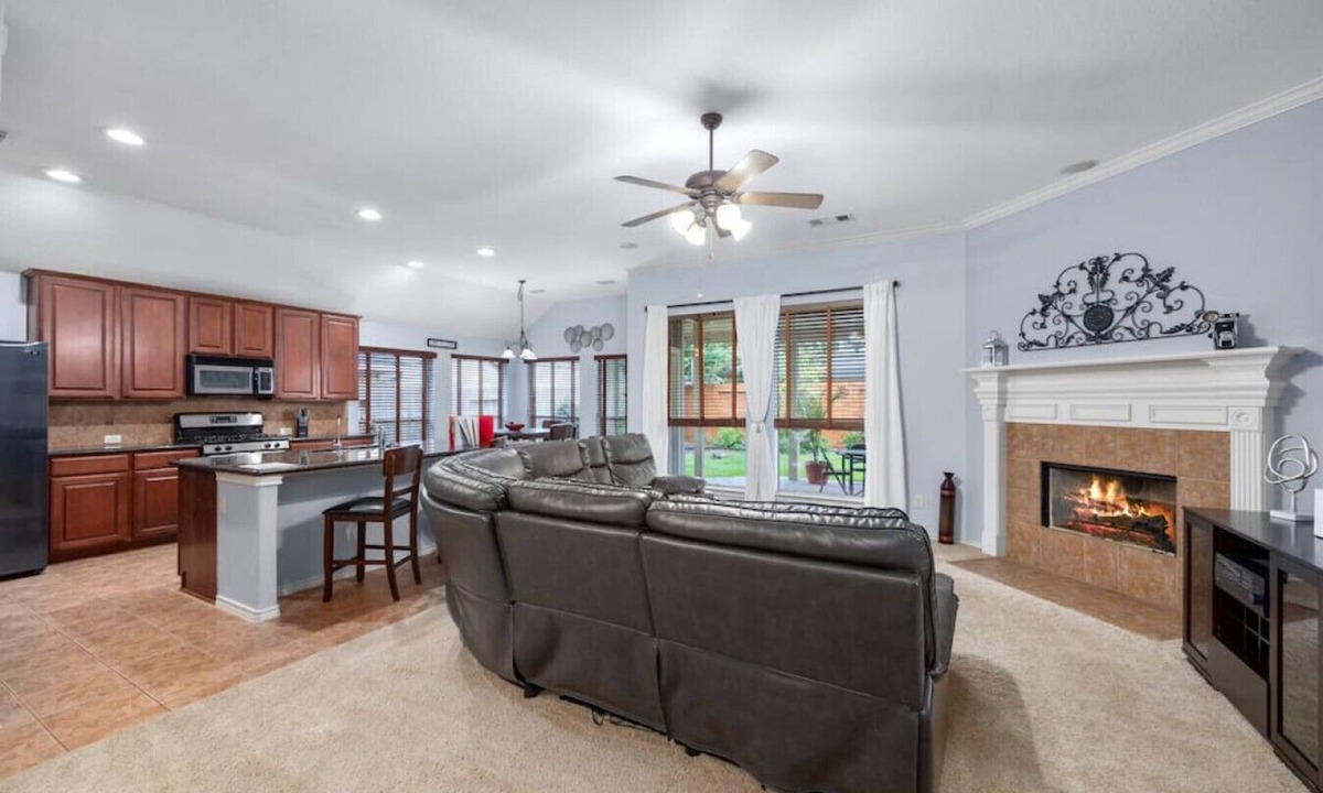 Houston House | Family-Friendly 4BR Houston Retreat Near Bear Creek Park