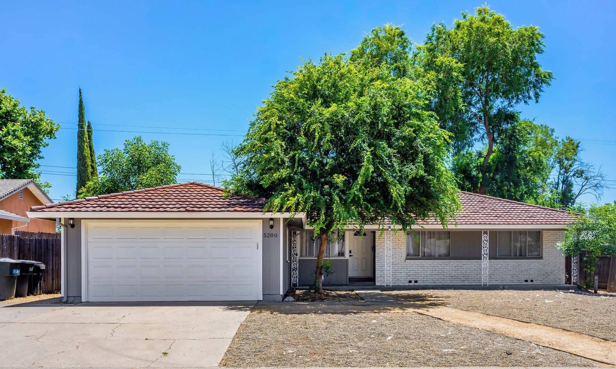 Foothill Farms House | ‼️Family-Friendly 4BR Vacation Home w/Outdoor BBQ