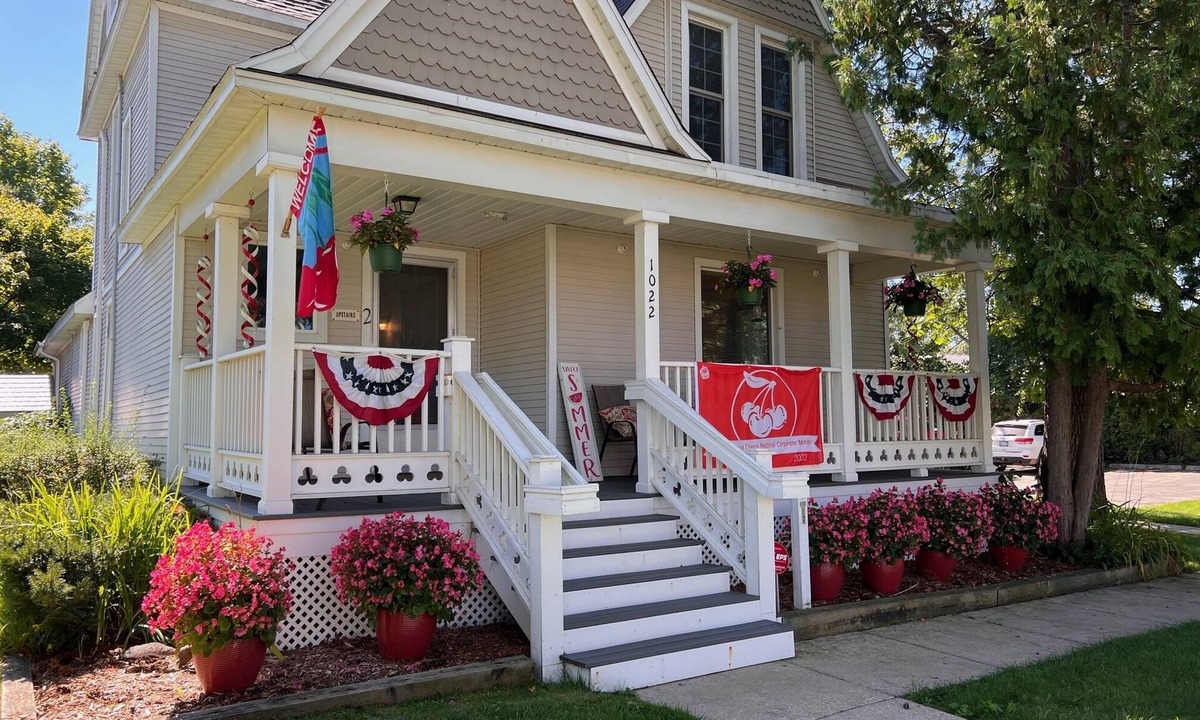 Traverse City Apartment | Family-Friendly Apart. Walk to Beach + Downtown - #3