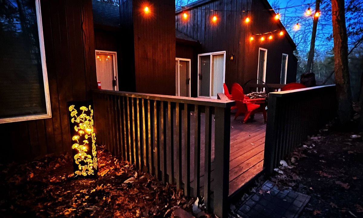 Basye Cabin | Family-Friendly, Arcade Games Fire Pit 3 Bath