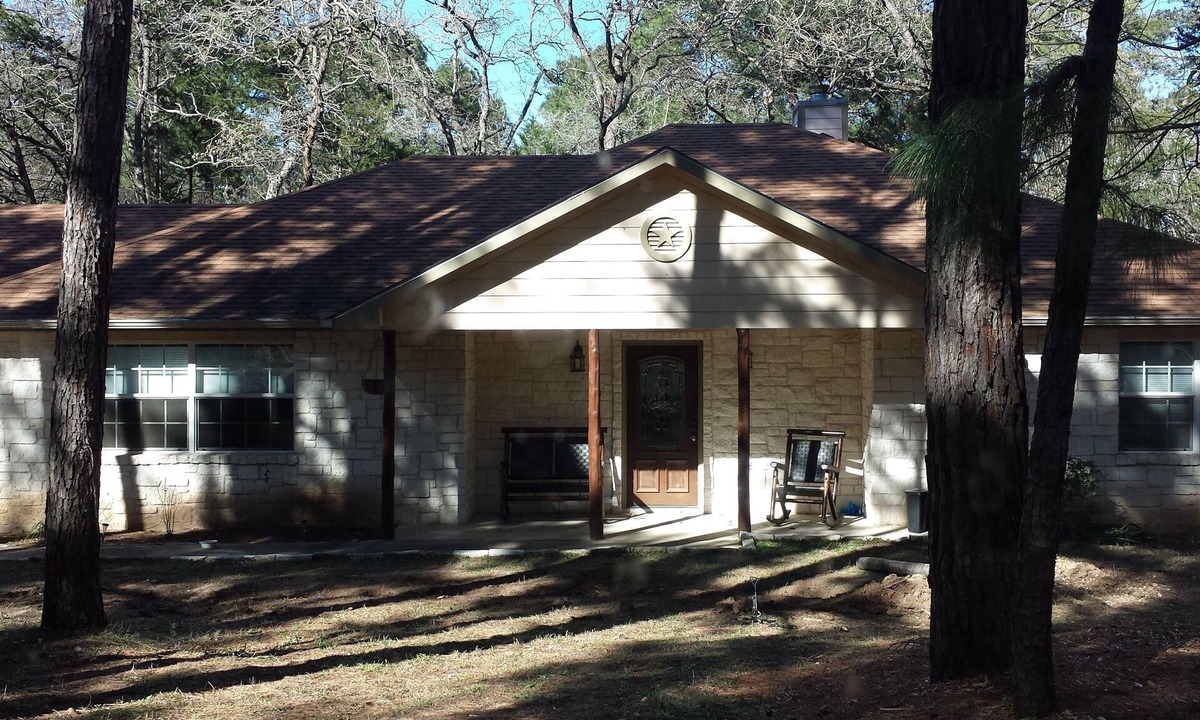 Bastrop House | Family-Friendly Bastrop Retreat - Fenced Yard; Smoke-Free