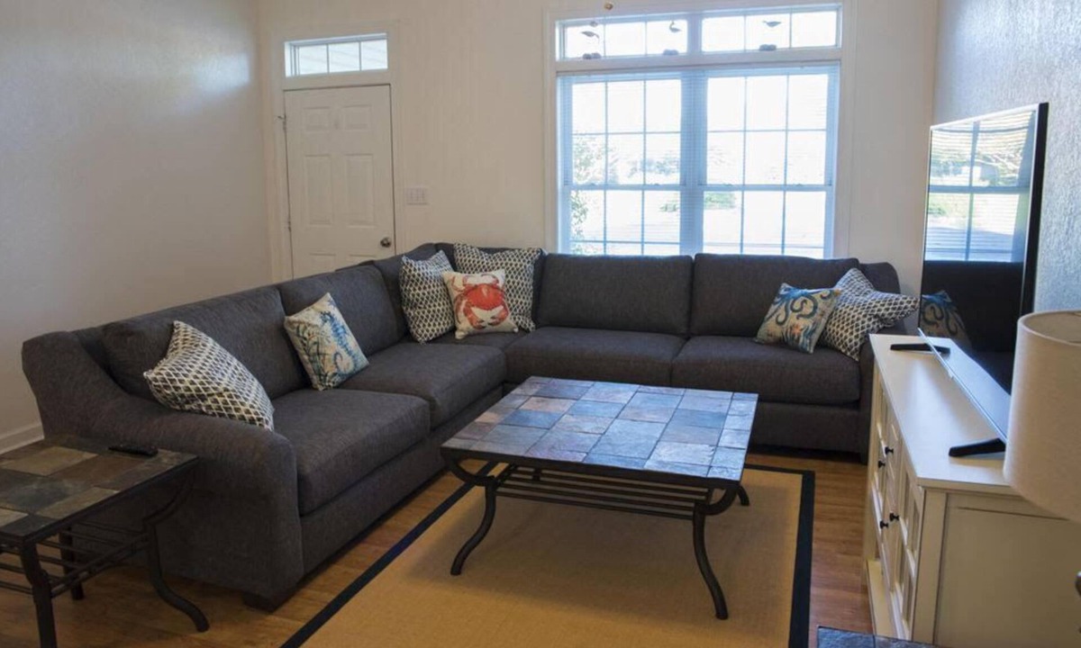 Cape Charles Condo | Family Friendly Cape Charles Getaway-3BR Condo Beach & Kiptopeke Park Access