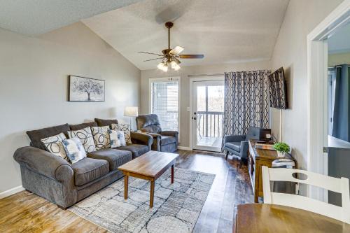 Notch Estates House | Family-Friendly Condo: 1 Mi to Silver Dollar City!