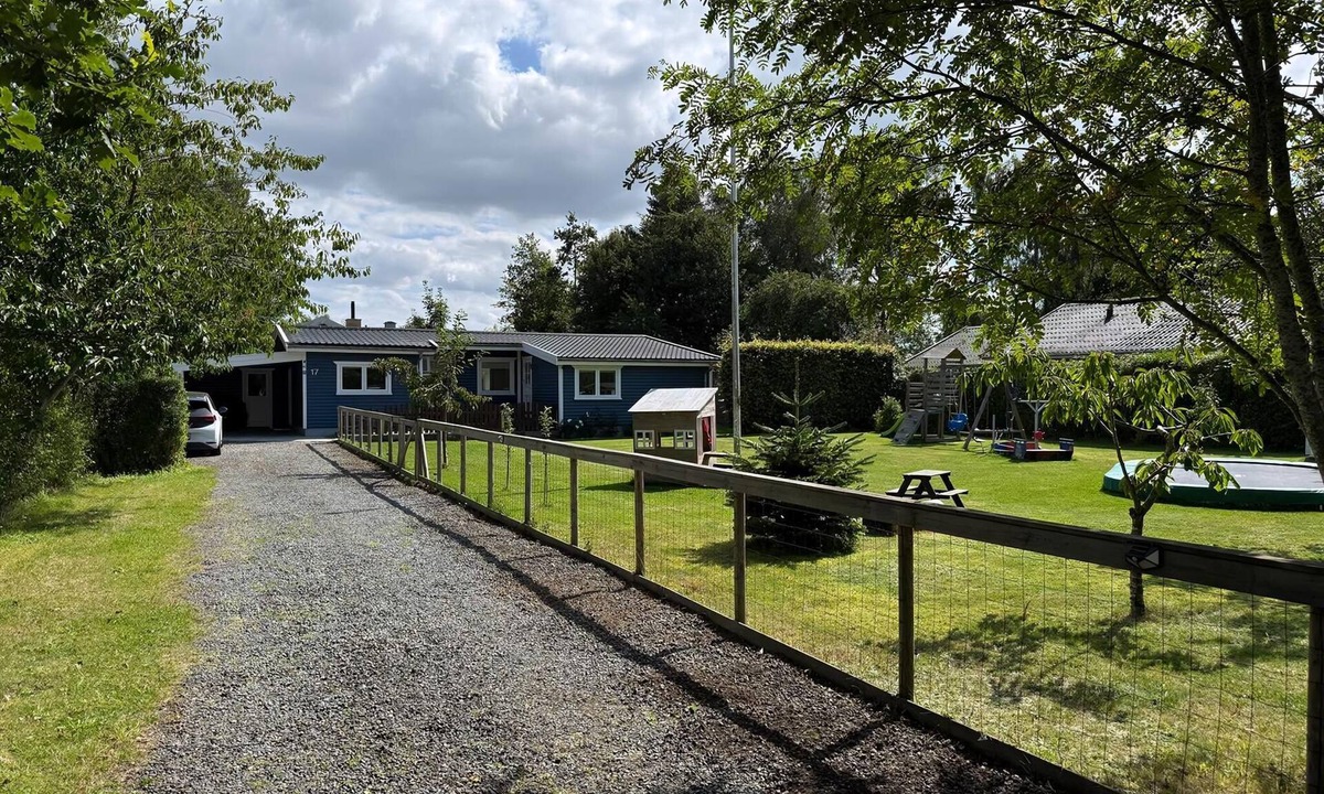 Hillerod House | Family-friendly cottage near forest and castle