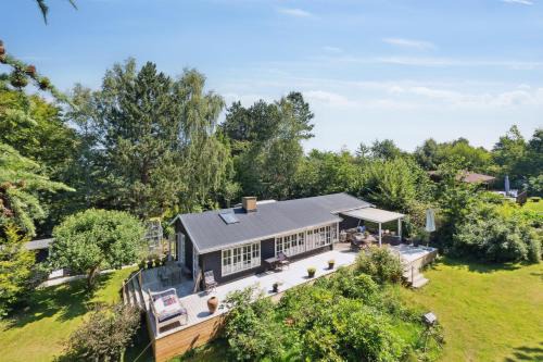 Rageleje House | Family-Friendly Cottage Near Beach Nature