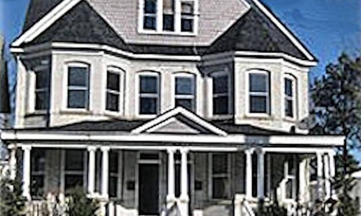 Cape Charles House | Family-Friendly Fun Just 1 Block from Downtown Cape Charles