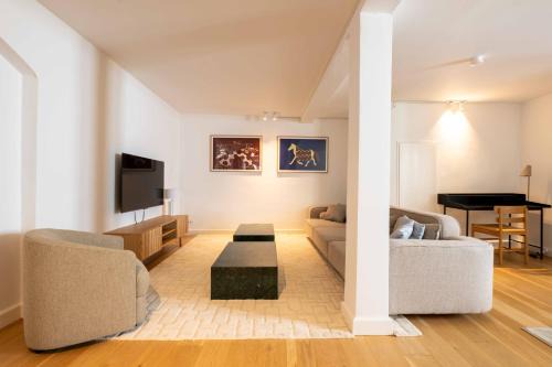 Copenhagen City Centre Apartment | Family-Friendly Home for 10 in Prime Location