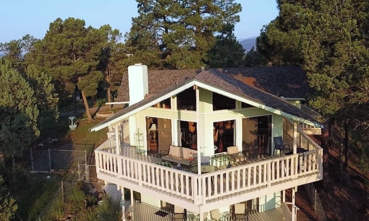 Ruidoso Cabin | Family Friendly Ruidoso Cabin 5 Bdrm Fireplace VIEWS, PRIVACY EV Charger
