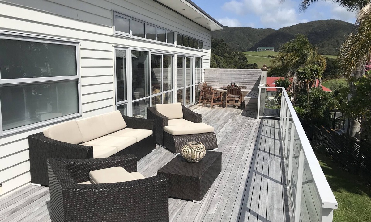 Langs Beach House | Family Fun at Langs