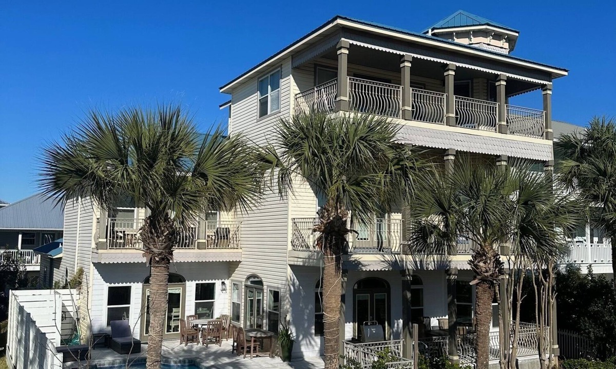 Crystal Shores House | Family fun by the beach! 5500 sq ft with 5 BRs, 5 baths, game room, heated pool
