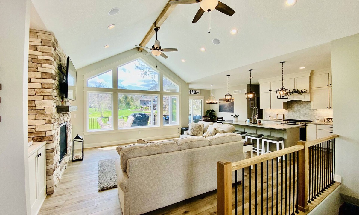 Panora House | Family fun in newer lake front home on beautiful Lake Panorama