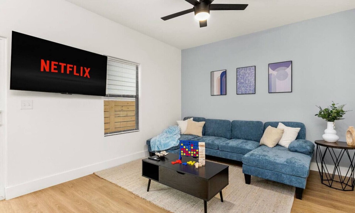 Nevada Street House | Family Fun in San Antonio: Toy Story Room & BBQ!